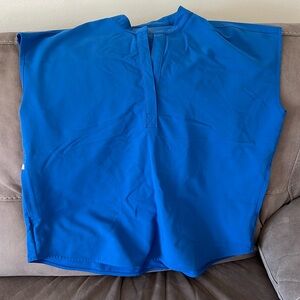 Blue figs Rafaela size large